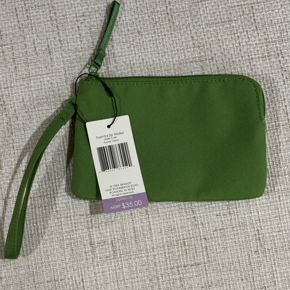 Vera Bradley Essential Zip Wristlet
